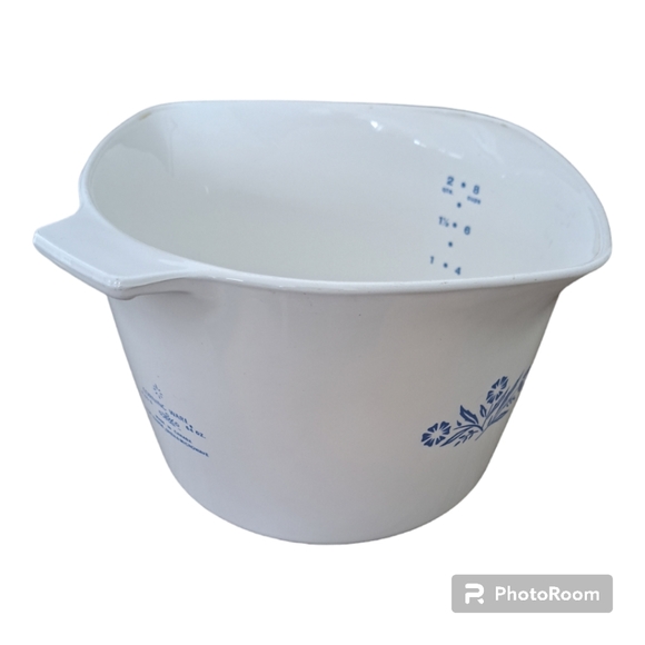 Corningware Other - Vintage corningware 64 oz 8 cups sauce maker blue cornflower Made in Canada